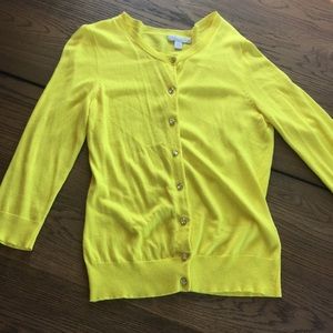 Lightweight NY&CO Button up 3/4 sleeve sweater